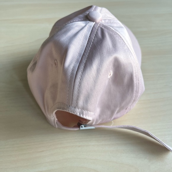 2 hats - Picture 3 of 3